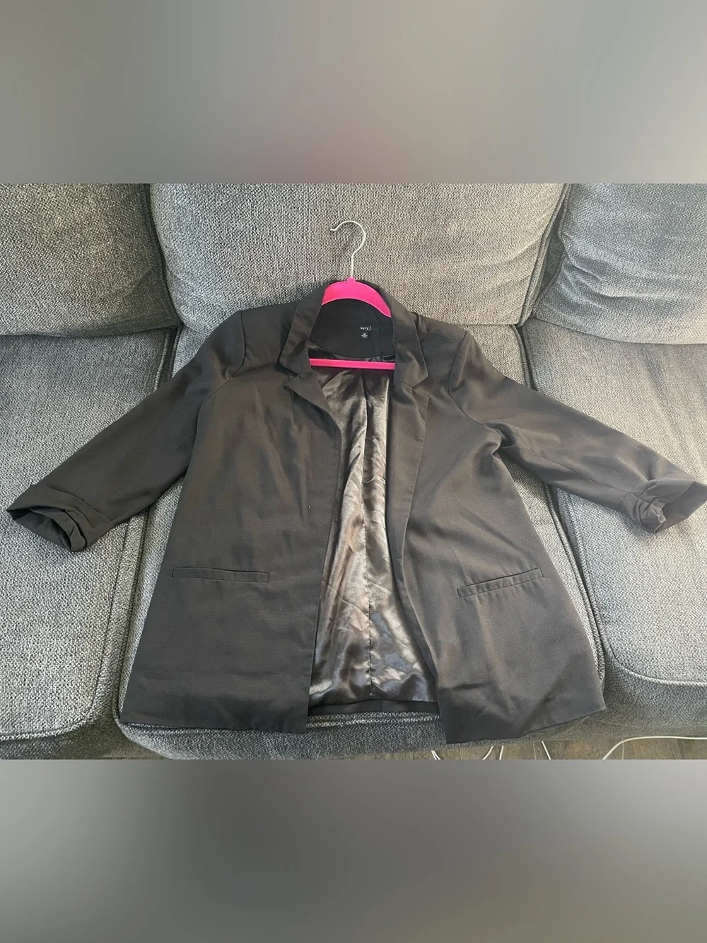 Very J Black Open-Front Relaxed Blazer